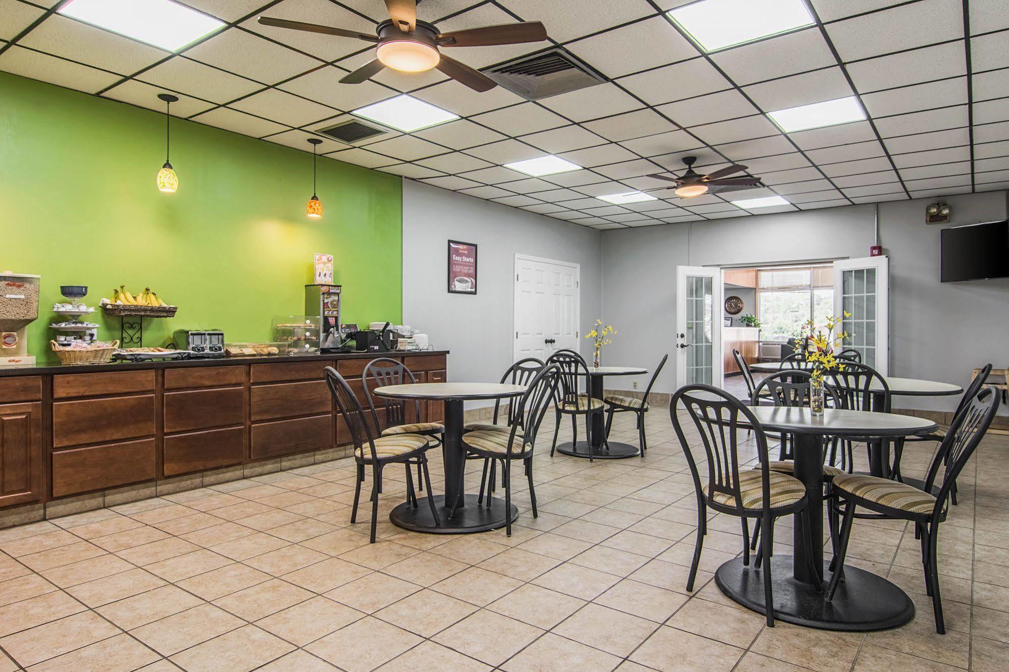 Econo Lodge Fort Payne Zewnętrze zdjęcie